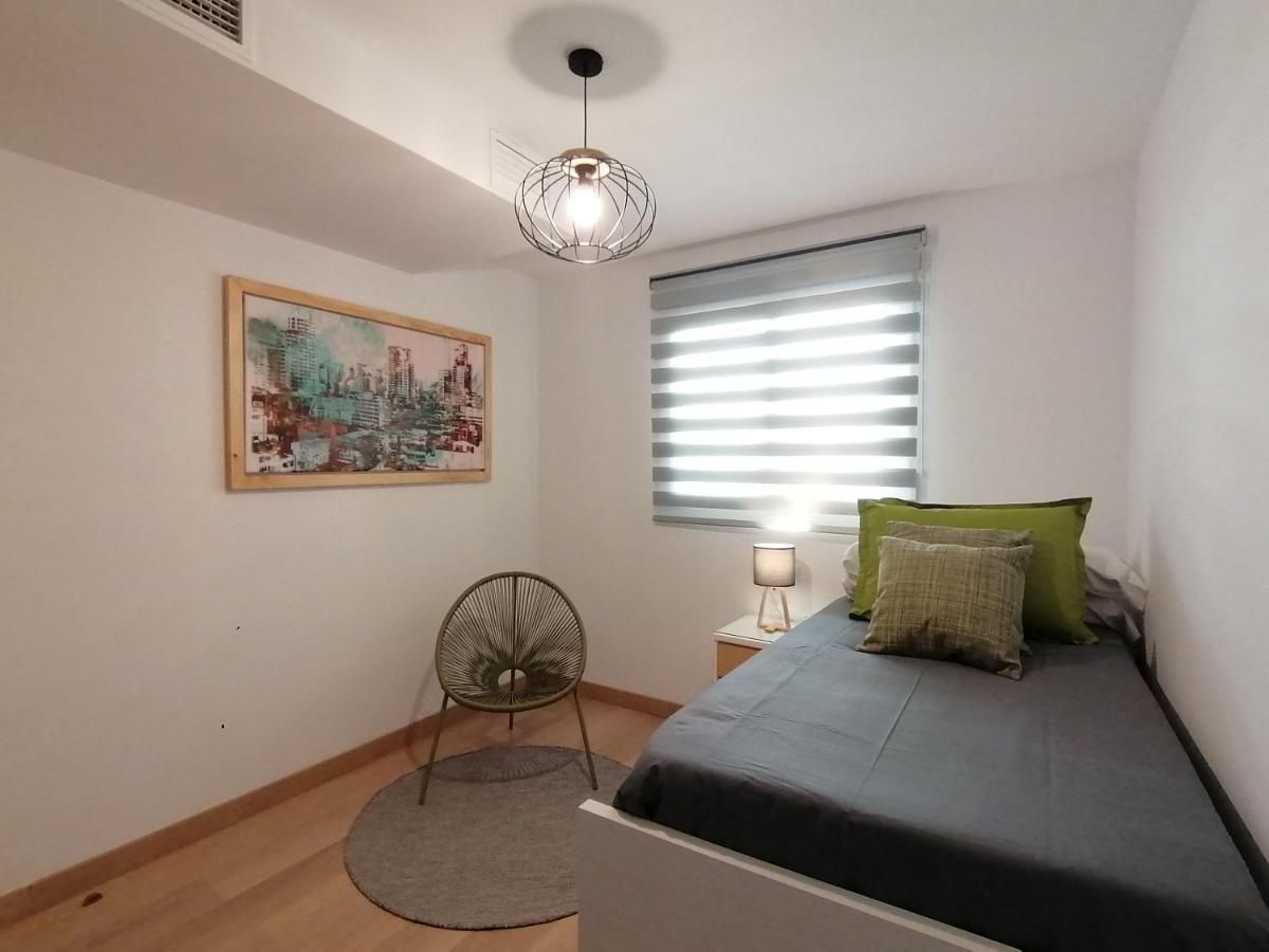 Relax&home, apartamento con terraza. La Zubia  Esterno foto