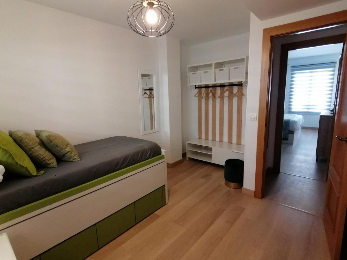 Relax&home, apartamento con terraza. La Zubia  Esterno foto